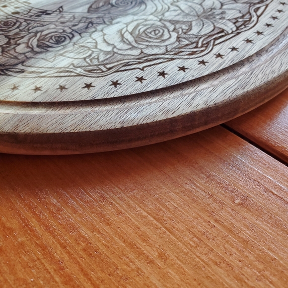 Taylor Swift Limited Run #1/25 Special Edition Acacia Wood Charcuterie Board - Picture 7 of 13